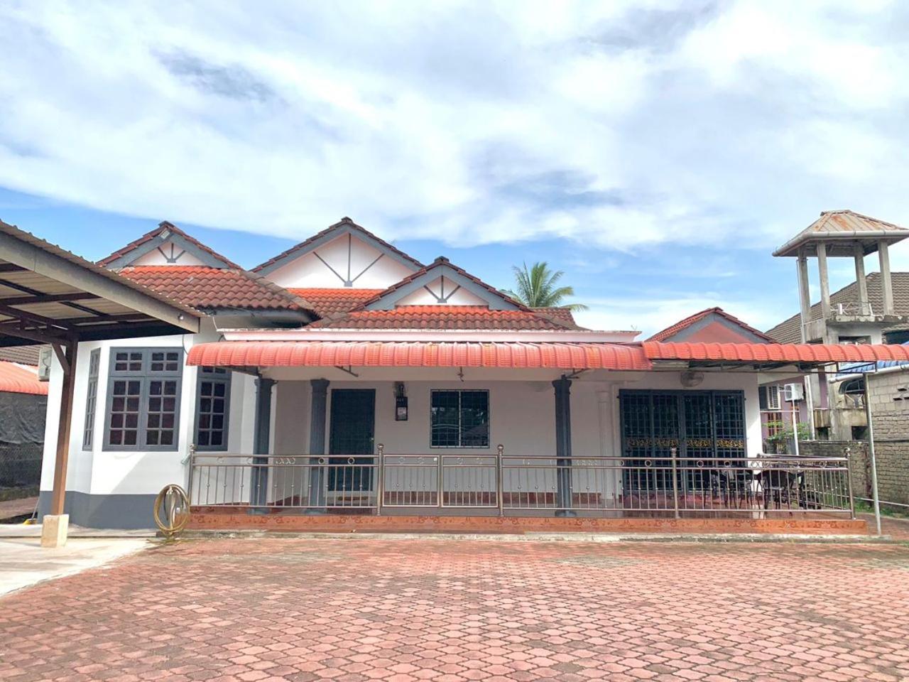 D'Bali Homestay - Private Swimming Pool, Netflix, Internet Wifi ,Cuckoo, Internet Wifi , Dryer, Washing Machine, Aircond Setiap Bilik & Ruang Tamu Pasir Puteh Exteriér fotografie